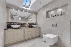 Photo 32- click for photo gallery